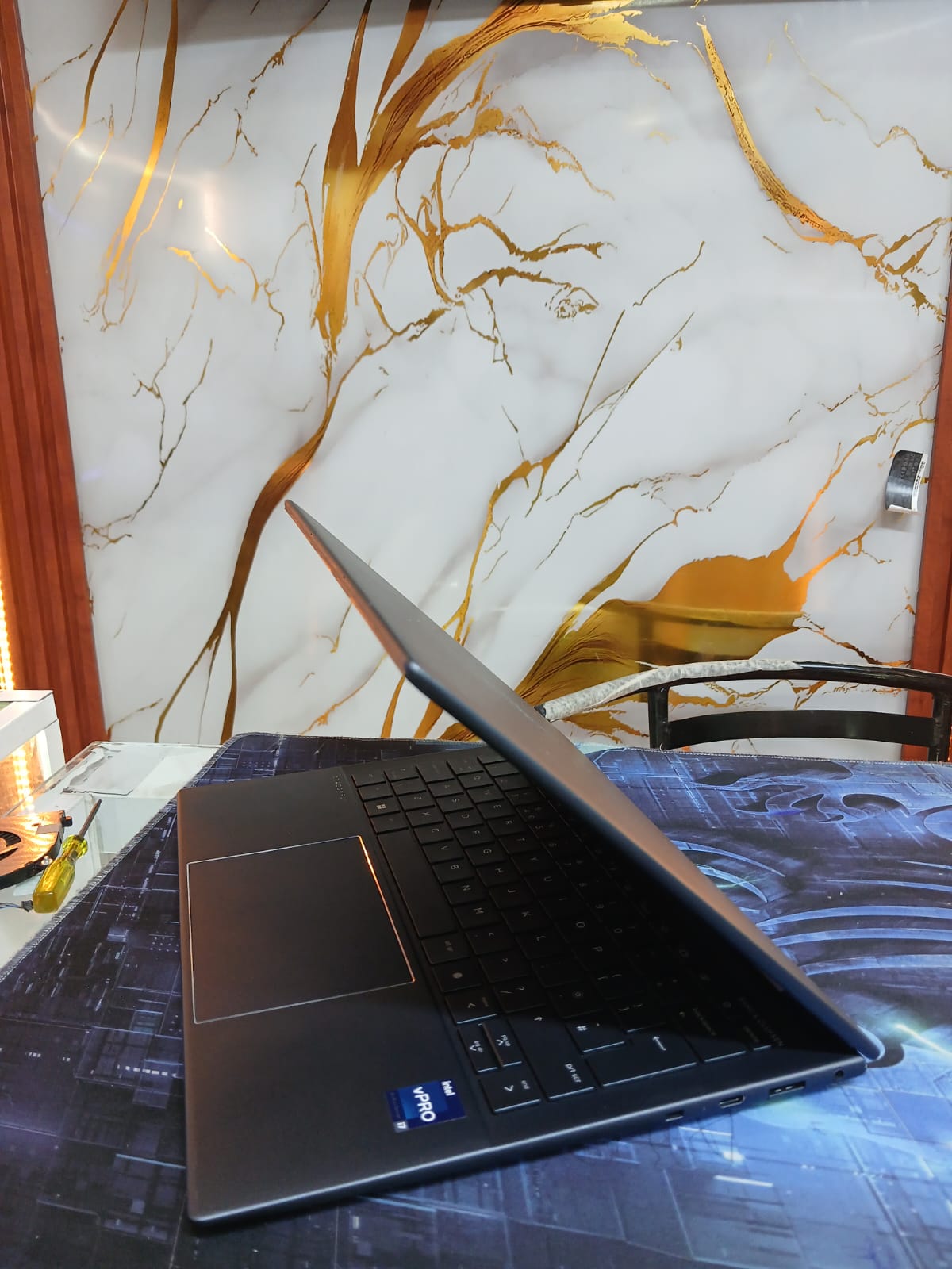 HP Elite Dragonfly – Intel Core i7 12th Gen, 16GB RAM, 512GB SSD, 13.5" Touchscreen Display, Premium Business Laptop, Windows 11 Pro