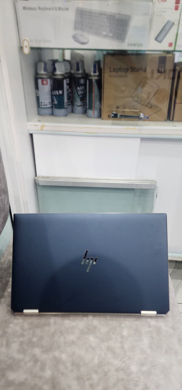 HP Spectre x360 15-bl Convertible – Intel Core i7 8th Gen, 16GB RAM, 512GB SSD, 15.6" Full HD Touchscreen, 2GB NVIDIA Graphics, Premium 2-in-1 Laptop (Brown)