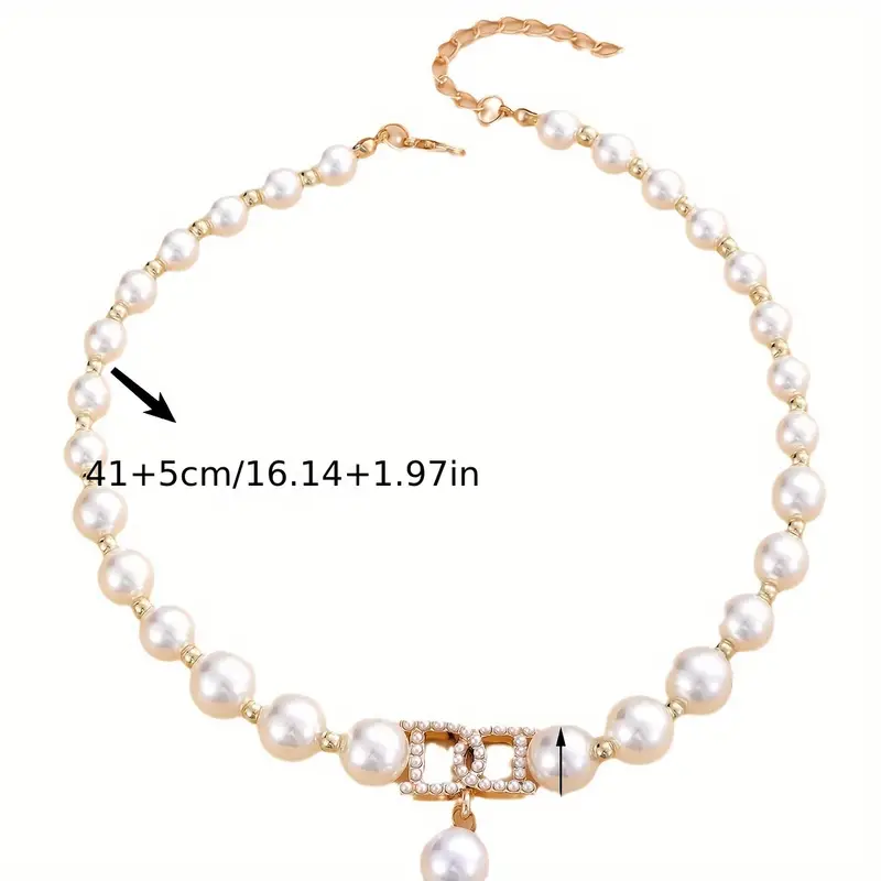 Elegant Women'S Large Pearl Letter D Necklace - Chic Collar Chain with Sparkling Accents, Perfect for Casual Attire or Special Occasions, Pearl Jewelry