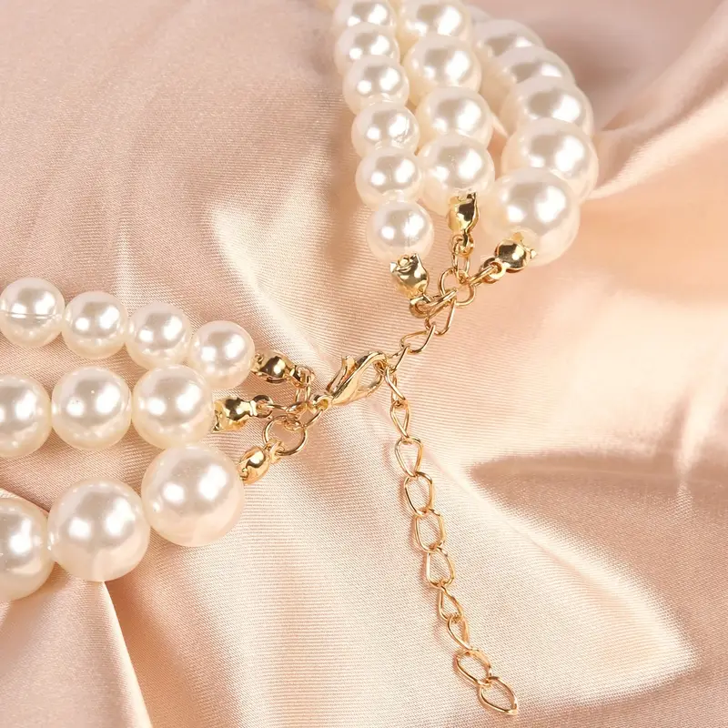 Triple Strand Acrylic Pearls Vintage Style Layered Choker Pearl Necklace for Women No Plating, Ideal for Daily Wear  Parties, Mardi Gras Accessory