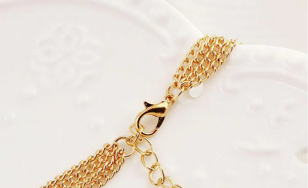 Ladies Fashion 4 Triple Strand  Pearl Necklaces For Women Multi-layer Large And Small Pearl Necklace Choker Jewelry Good Luste Anniversary Wife