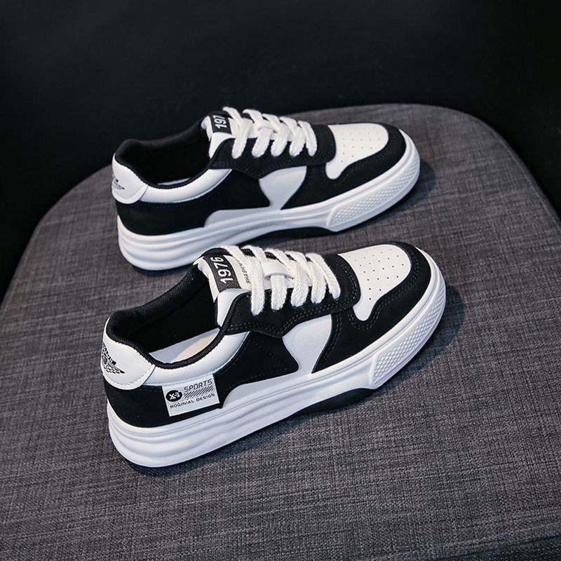 2025 Trendy Women's Black Breathable PU and Canvas Sneakers  Insta Fashion Ladies shoes