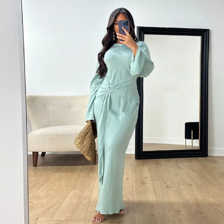 Wholesale Design Summer Middest East Muslim Women Elegant Dress Muslim Ethnic Dubai Women Comfort Soft Solid Clothing