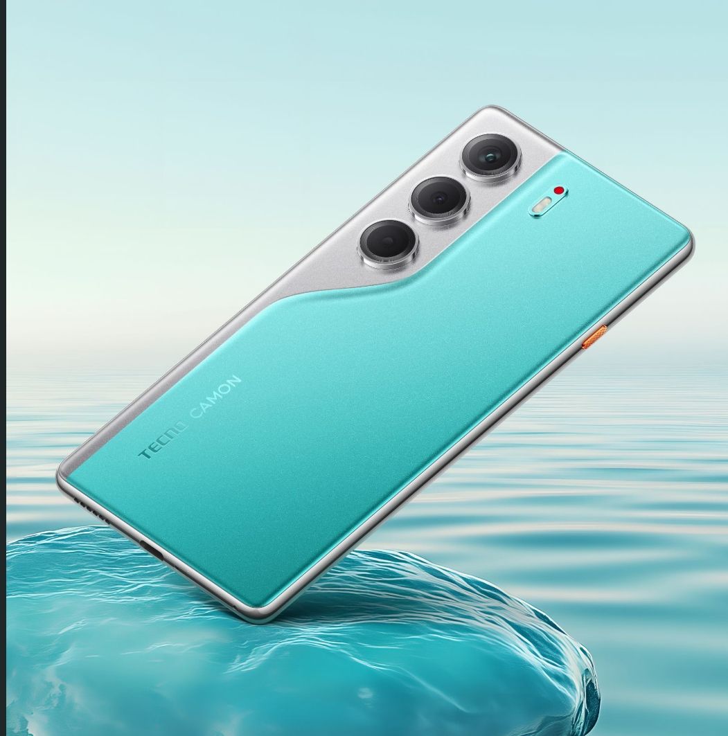 [New Arrival] Tecno Camon 40 128GB ROM+8GB RAM 6.78' 120Hz AMOLED Display Panda King Glass Protection 50MP+32MP Camera MTK Helio G100 Ultimate IP66 Dust/Water Resistant 5200mAh Battery Smart Phone