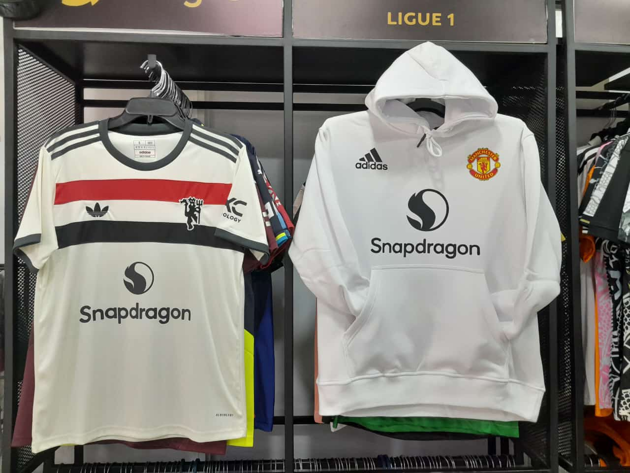 Best Quality New season Hoodie Manchester United Hoodie Heavy Hoodie with Two Pockets Unisex Adult men hoodie women hoodie