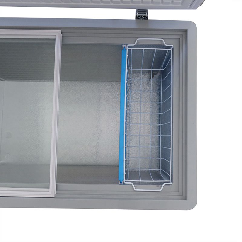 BJ’s 200L Single Door Chest Freezer MODEL 210L  With Lock and Keys