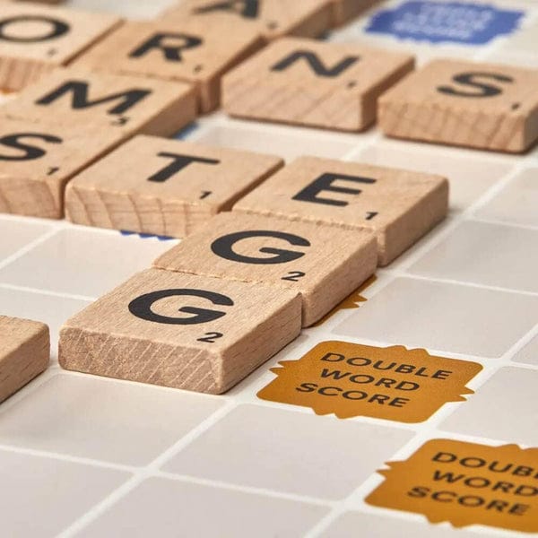 Scrabble Board Game, Classic Word Game for Kids Ages 8 and Up, Fun Family Game for 2-4 Players, The Classic Crossword Game