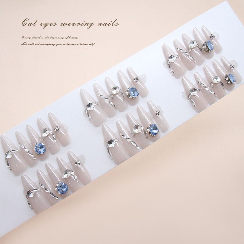 Handmade Long Pointed Moonlight Cat Eye Blue Diamond Fashionable And Sweet Temperament Wearable And Detachable Nail Slices