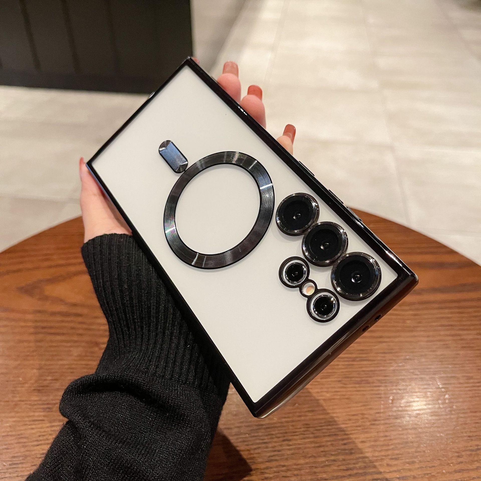 Suitable for Samsung Galaxy S25 Plus S24 Ultra S23 S22 S21 FE S20 Note20 Ultra Note 10 Plus cell phone case gradient glitter plating magnetic transparent drop-proof full package protective cover