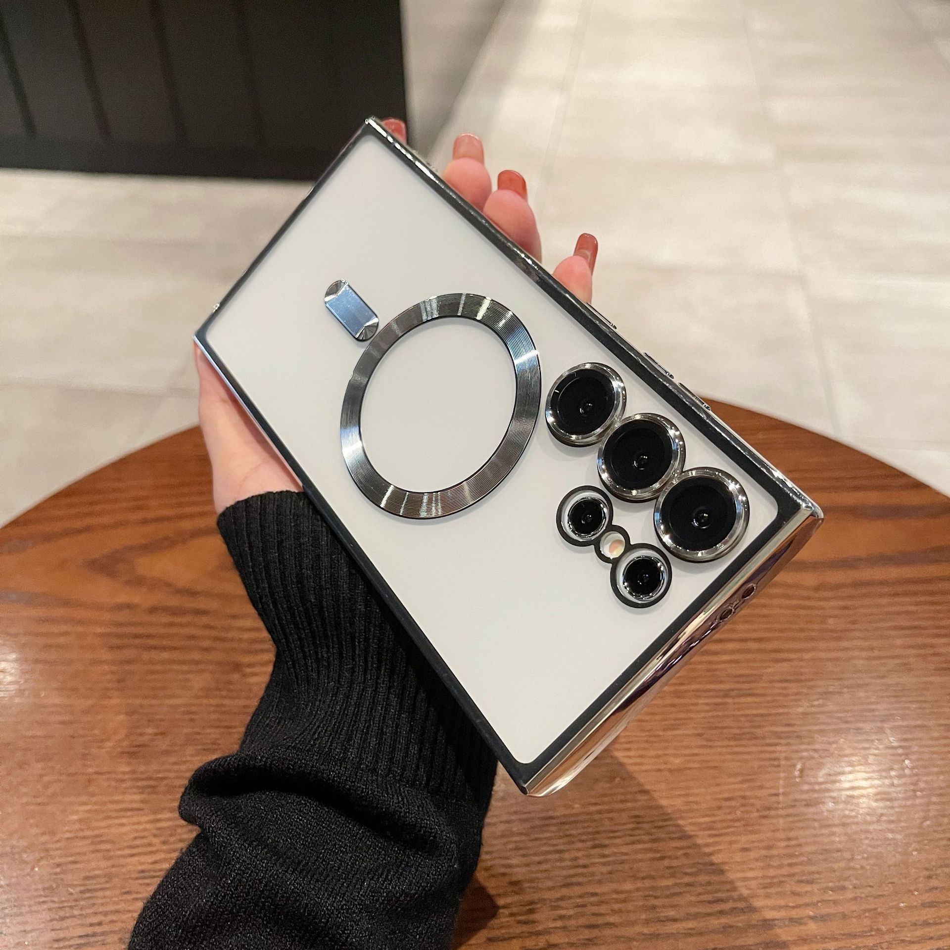 Suitable for Samsung Galaxy S25 Plus S24 Ultra S23 S22 S21 FE S20 Note20 Ultra Note 10 Plus cell phone case gradient glitter plating magnetic transparent drop-proof full package protective cover