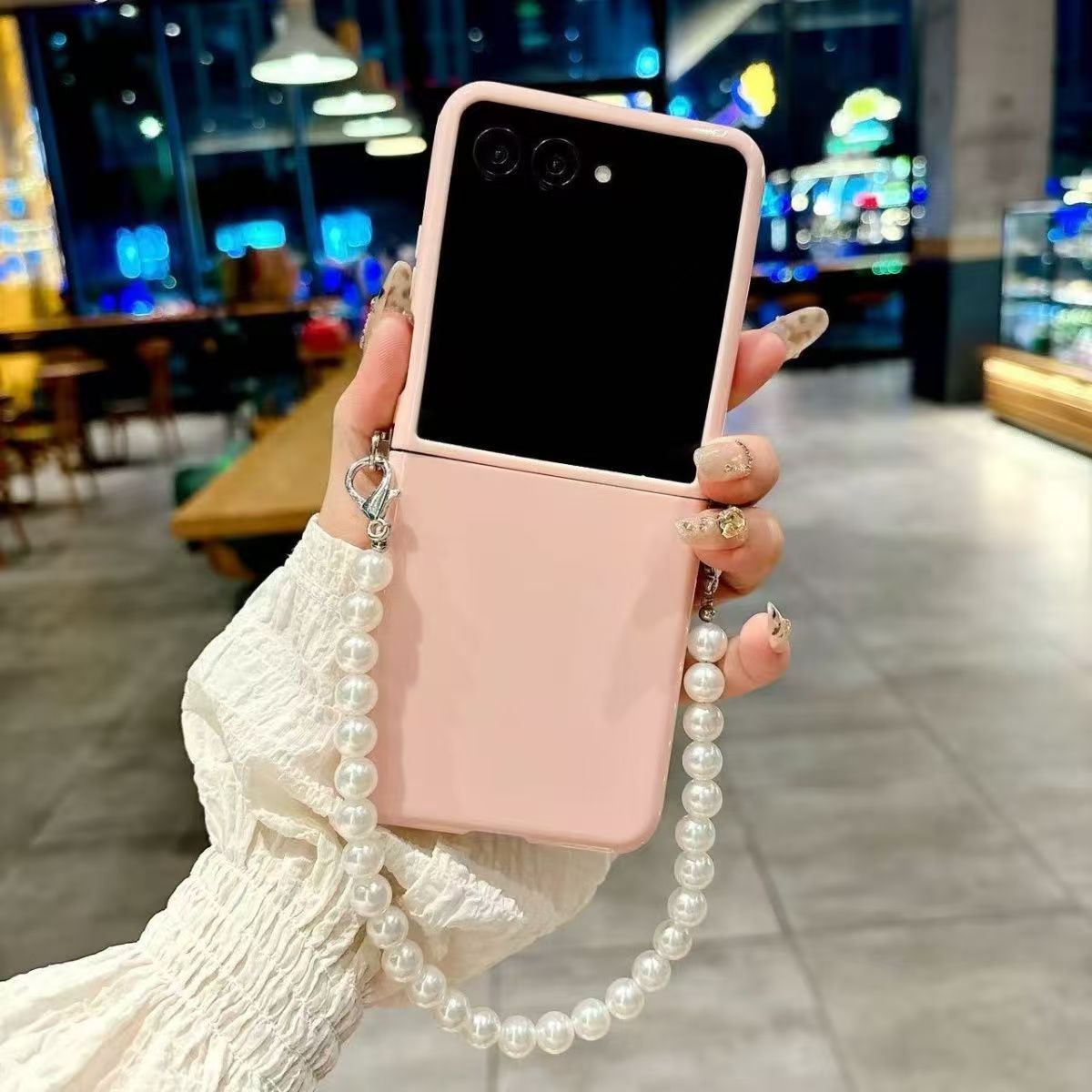 Suitable for Motorola Razr 50 Silicone Soft Case - Solid Colour Foldable Screen Phone Cover with Wrist Strap