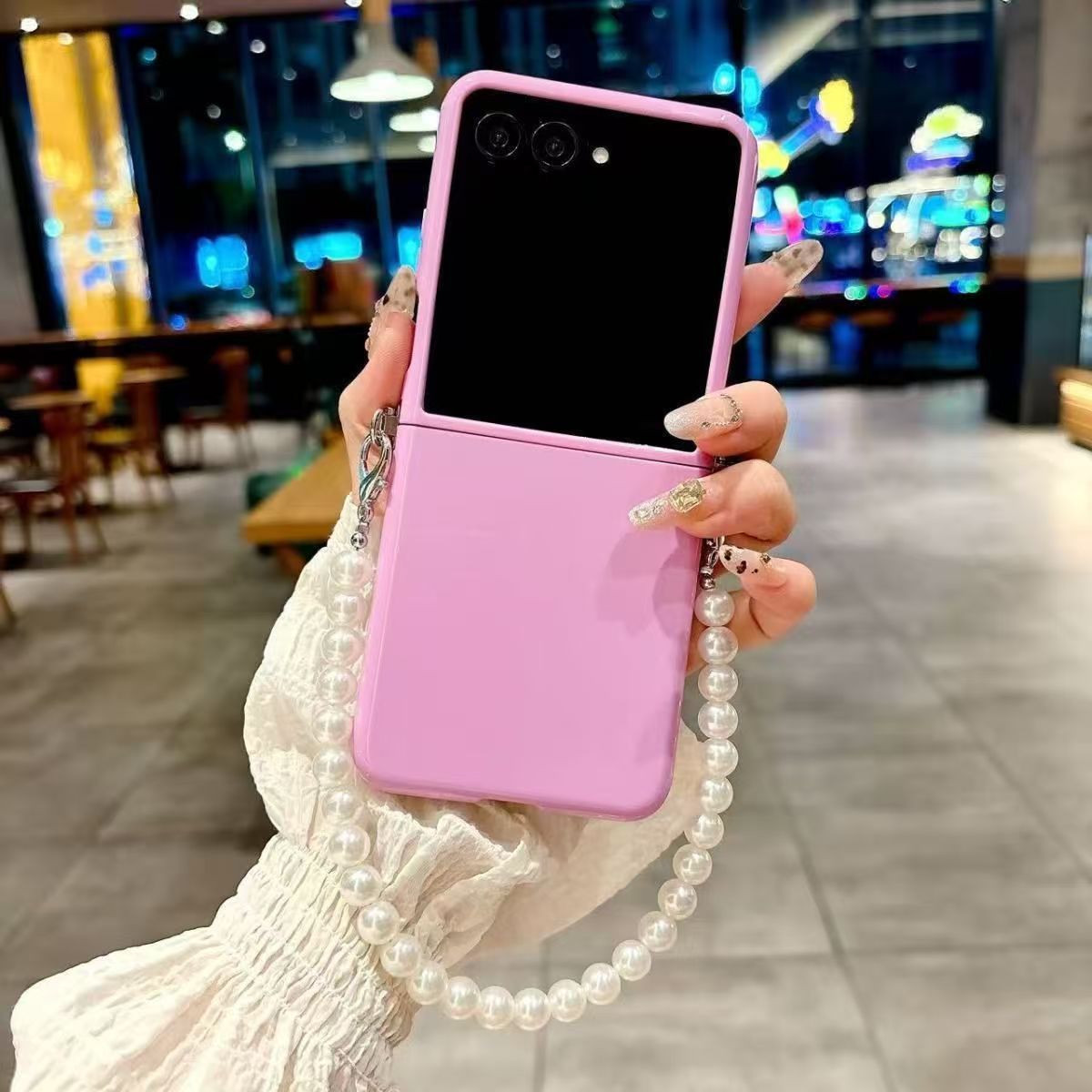 Suitable for Motorola Razr 50 Silicone Soft Case - Solid Colour Foldable Screen Phone Cover with Wrist Strap