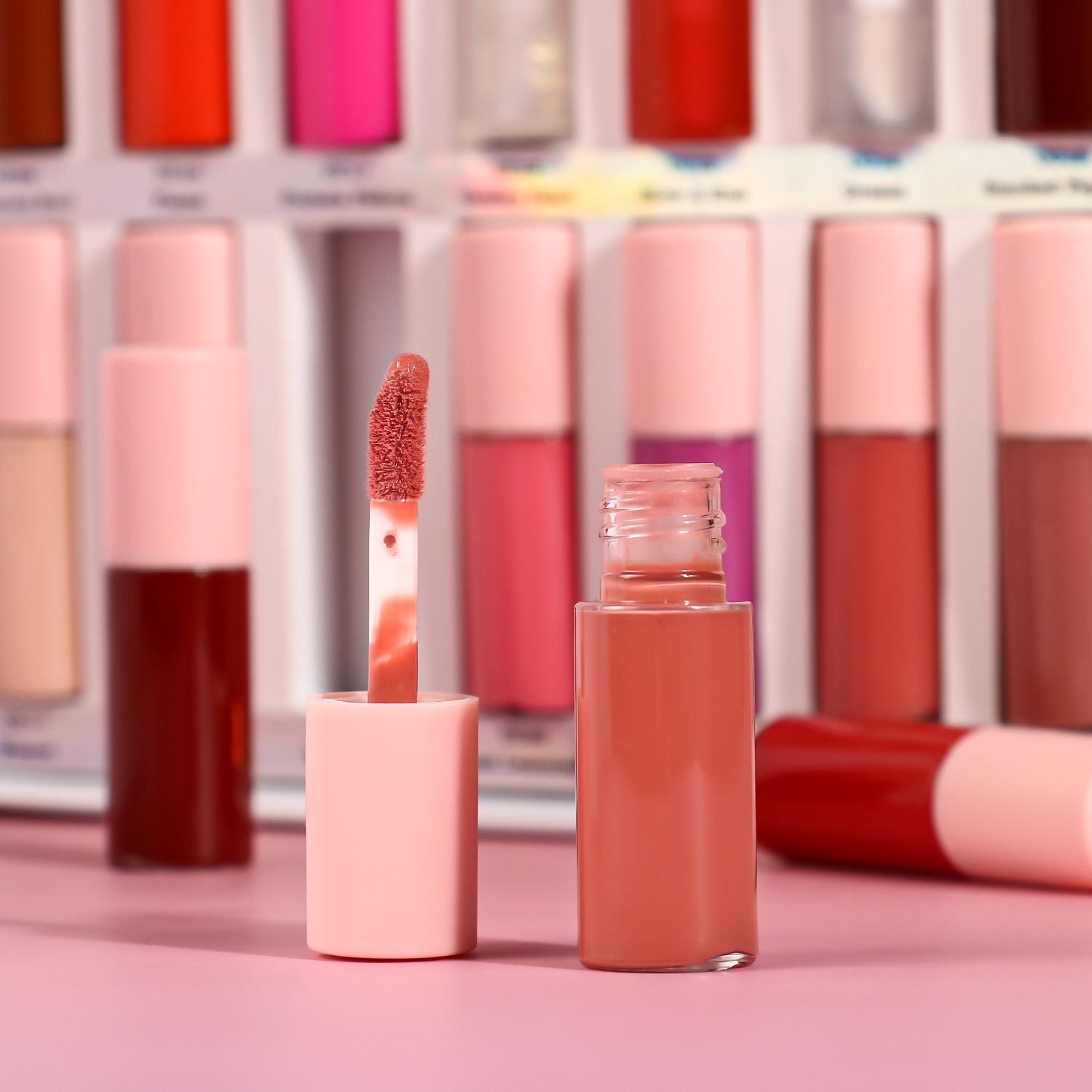 SZVILIMZ Lip Gloss Set More color number  Small vial Easy to carry Convenient for storage Transparent tube body Good color rendering Excellent durability  Fine in texture   A set of 24 bottles, 2.5ML