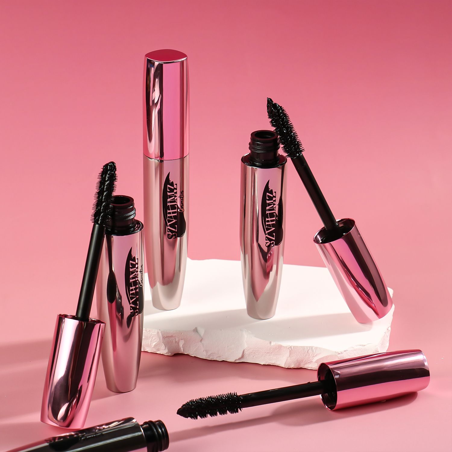 SZVILIMZ Mascara has fast shaping speed, three-dimensional, no smudging, naturally curled, long and thick, clear roots, waterproof and sweat-proof, long-lasting and does not remove makeup,