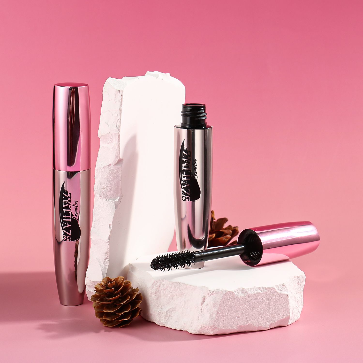 SZVILIMZ Mascara has fast shaping speed, three-dimensional, no smudging, naturally curled, long and thick, clear roots, waterproof and sweat-proof, long-lasting and does not remove makeup,