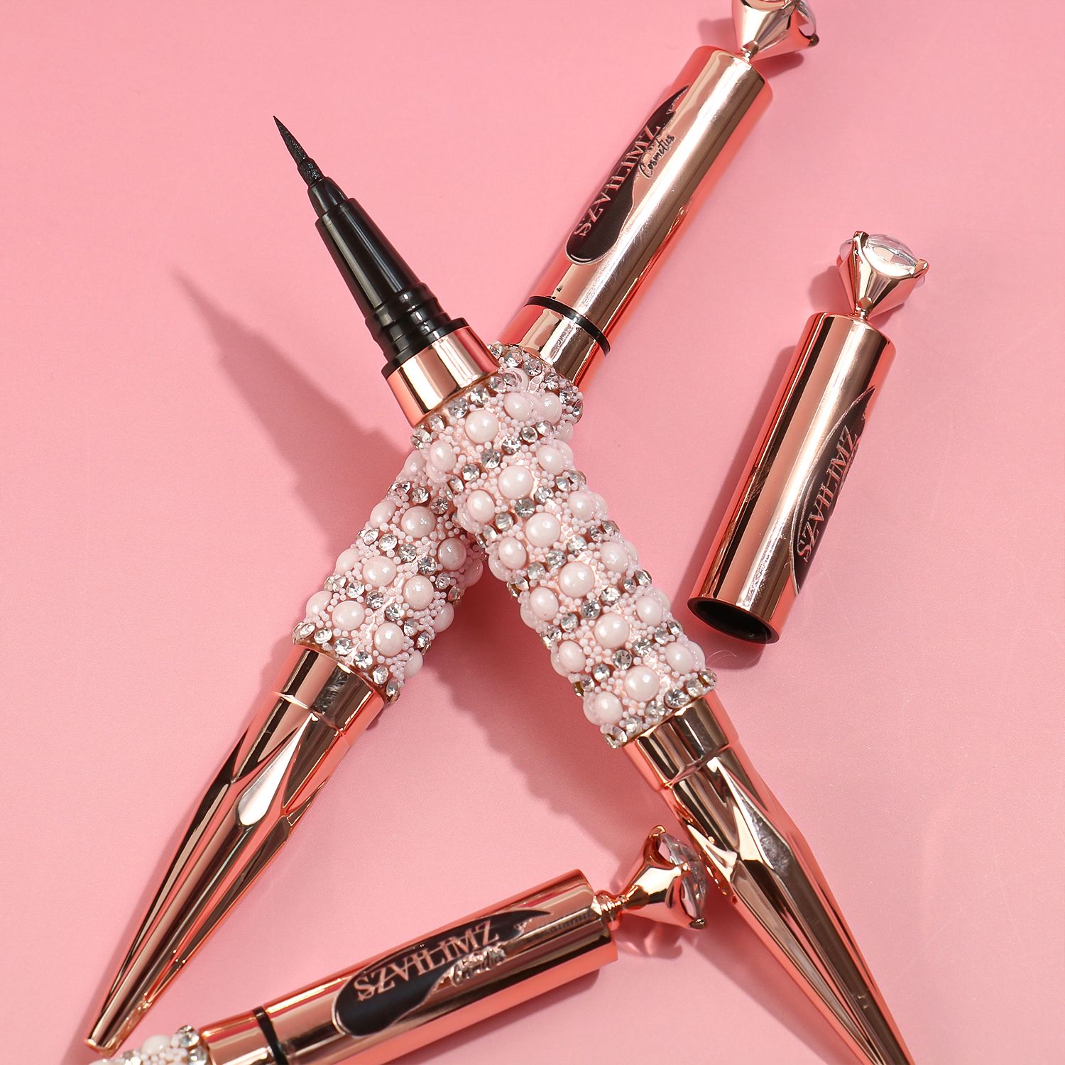 SZVILIMZ Eyeliner Quick-drying No dizzy Easy to carry Lasting color Good color rendering Waterproof and sweat-proof Long time without makeup