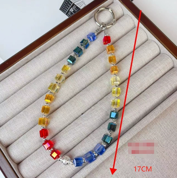 Fashionable, simple and colorful sugar cube crystal mobile phone lanyard, handcrafted beaded chain, mobile phone accessory with a sense of luxury.
