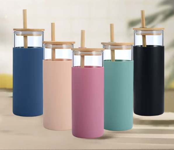 500ML BPA-Free Glass Tumbler Glass Water Bottle Glass Travel Cup with Silicone Protective Sleeve Bamboo Lid and Straw