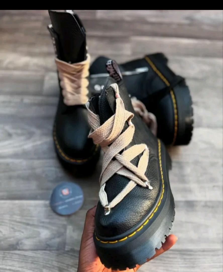 Original Dr. Martens Premium Leather Double Sole Boots, Casual High Quality High Cut Unisex Shoes