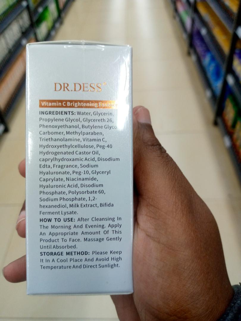 DR.DESS VITAMIN C Brightening Essence hydrates and slows aging