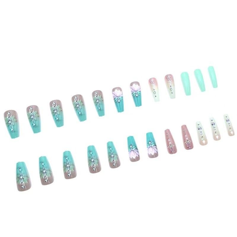 New best-selling, fashionable and classic nail art pieces, fresh and light green gradient lotus flower long wearable nail art pieces, press nail art, removable nail art