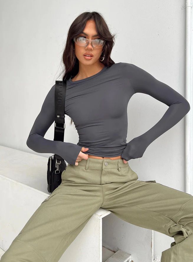 European and American women's casual long sleeved spring and autumn solid color slim fit pullover T-shirt women's street wear base shirt top three piece set