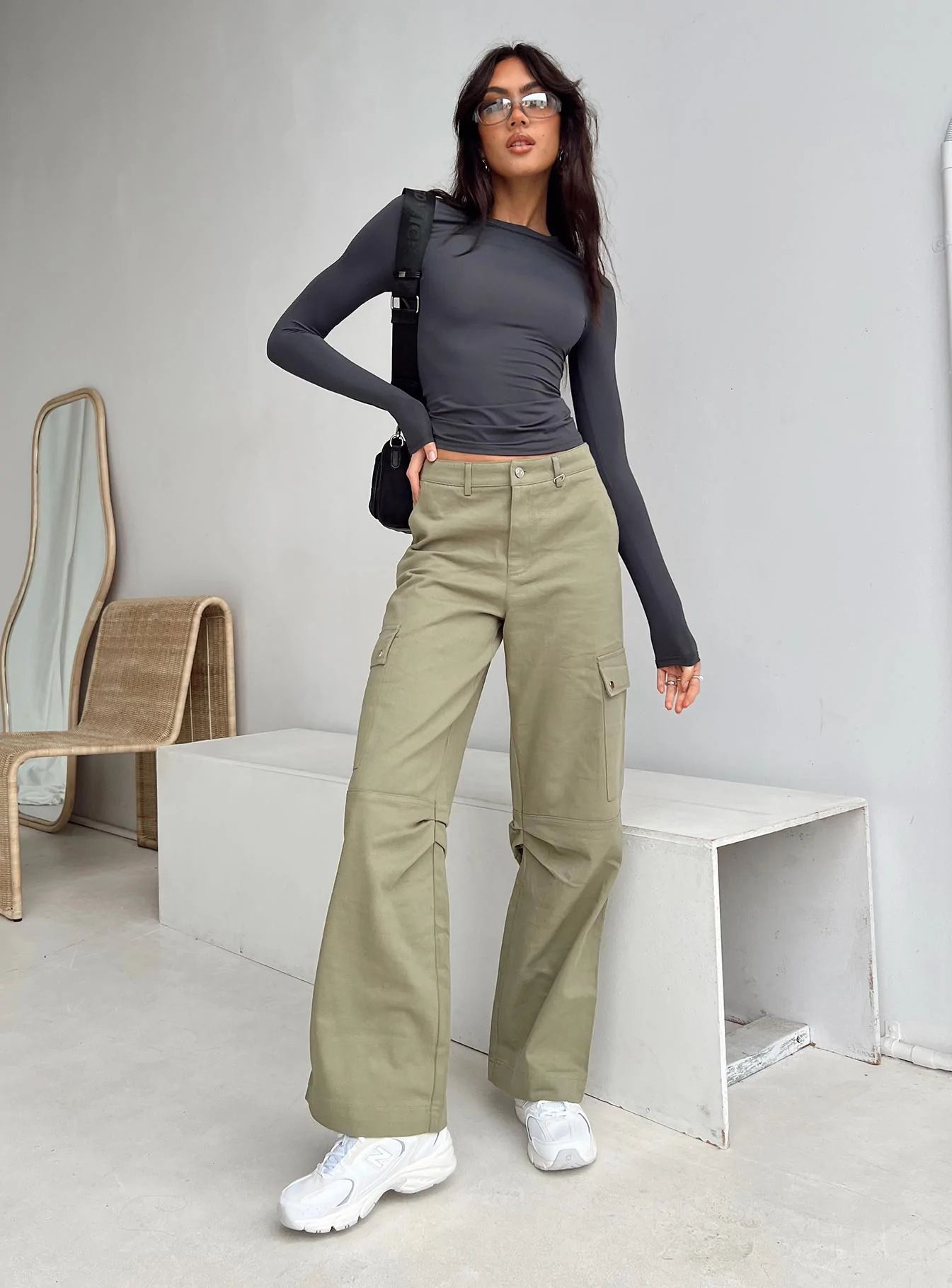 European and American women's casual long sleeved spring and autumn solid color slim fit pullover T-shirt women's street wear base shirt top three piece set