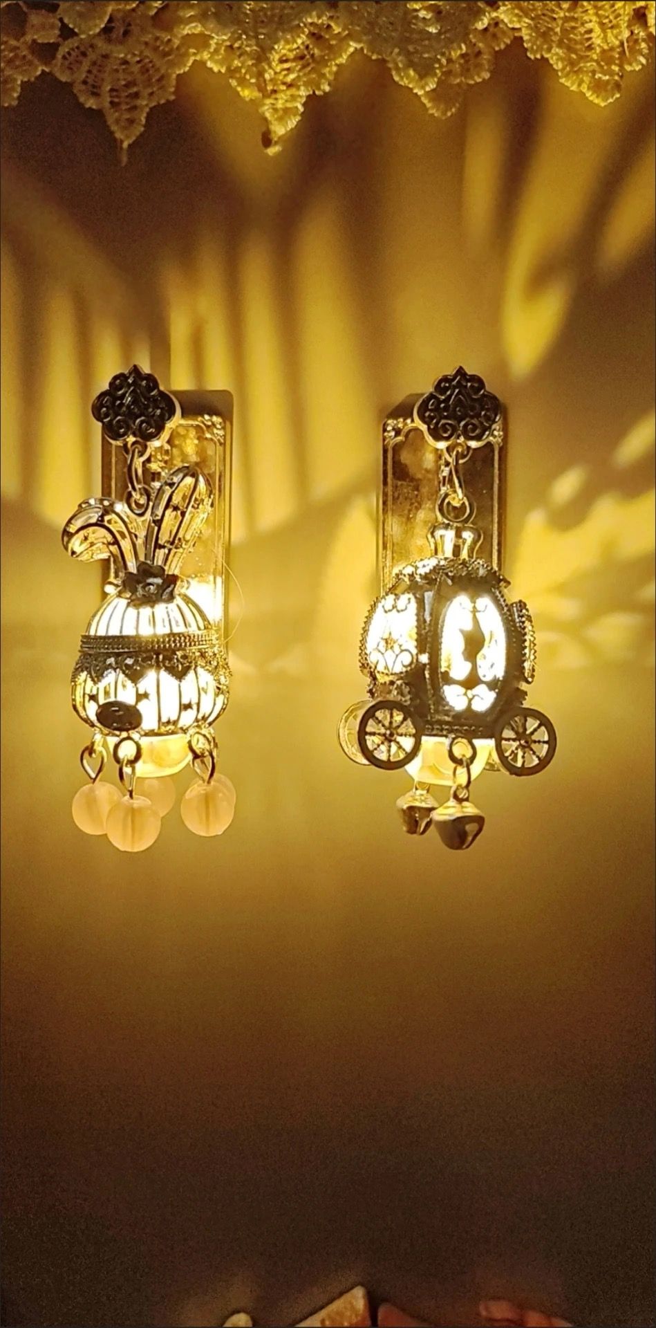 2 Pcs Mini Unique LED Fridge Magnets Chinese Style Ancient Palace Pearl Refrigerator Hanging Decorative Night Lamp Christmas Festive Ambiance Home Decor Accents Other Novelty Lighting Creative Gifts