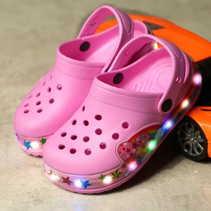 Kid's LED Clogs Boys and Girls Garden Shoes Beach Water Shoes Cute Cartoon Slides Sandals Lightweight Sandals Non-Slip LED Flashing Girl Boy Toddler Sneaker Hole Sandals Walker Children's Boots