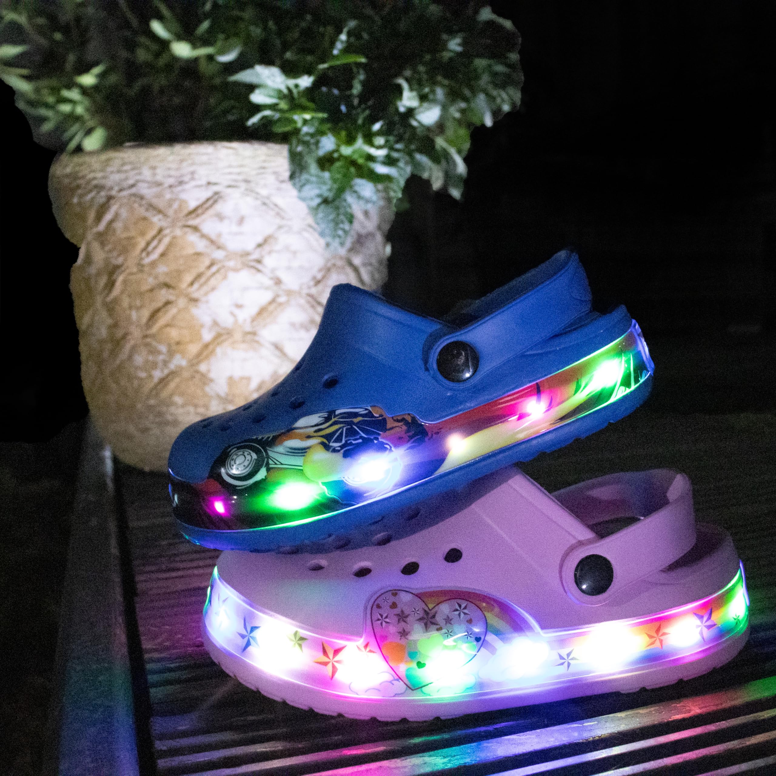 Kid's LED Clogs Boys and Girls Garden Shoes Beach Water Shoes Cute Cartoon Slides Sandals Lightweight Sandals Non-Slip LED Flashing Girl Boy Toddler Sneaker Hole Sandals Walker Children's Boots