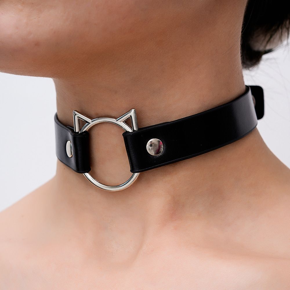 Individual and Exaggerated Cat-shaped Hollow Black Leather Collar, adjustable collar and neck ornament in punk rivet style，special  hip - hop style necklace