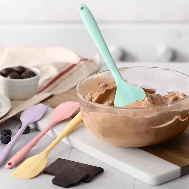 Kitchen Baking Tools - Silicone Spatula & Cream Spatula | Heat-Resistant Non-Stick Baking Accessories for Cakes, Cookies & Pastries