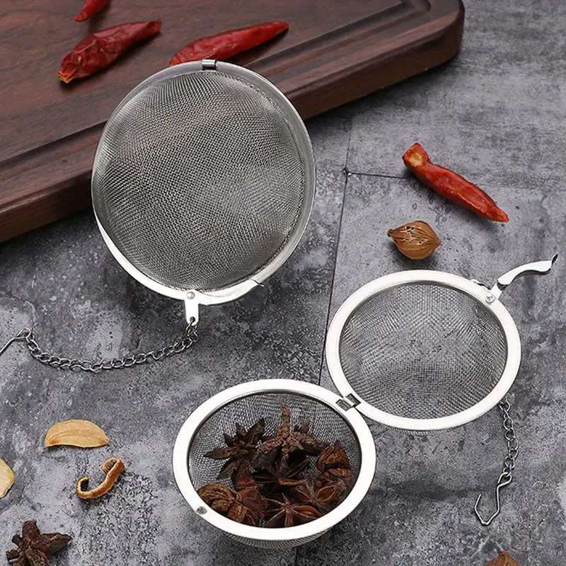 Stainless Steel Spice Ball – Your Stew & Soup Game Changer! No More Messy Bits, Easy Clean, Perfect for Tea, Broths & Marinades – Reusable, Dishwasher Safe, Ideal for Home Kitchen, BBQ & Travel