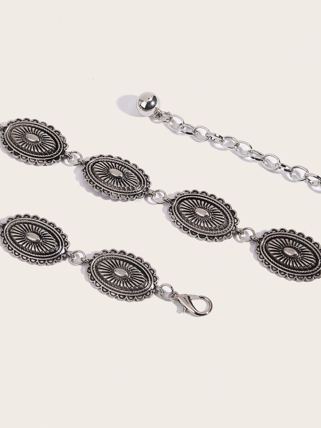 Retro - Inspired Ladies' Waist Chains & Slim Belts: Versatile Dress Accessories for a Fashion - Forward Look!