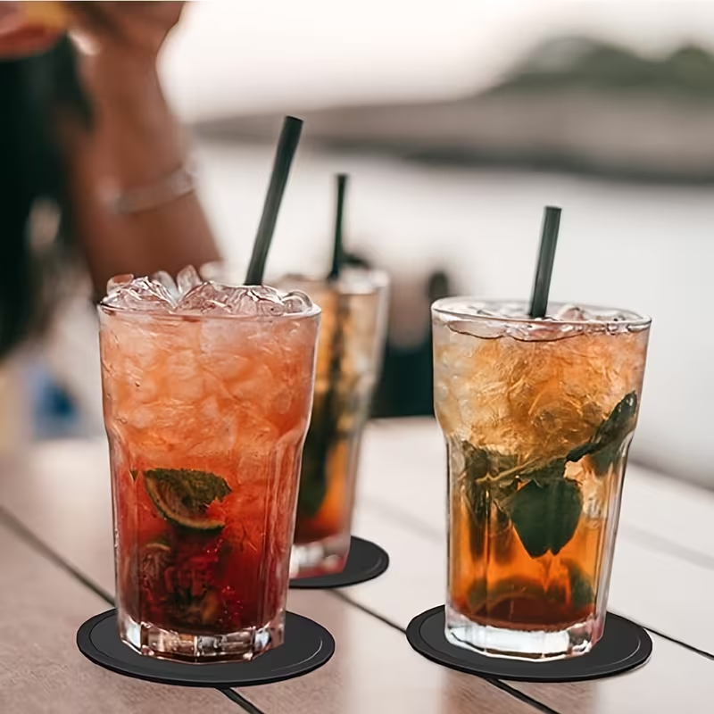 3 pcs Silicone Coasters, Non-Slip and Heat-Resistant Drink Mats, Reusable Round Table Protectors for Kitchen, Office, and Bar Use