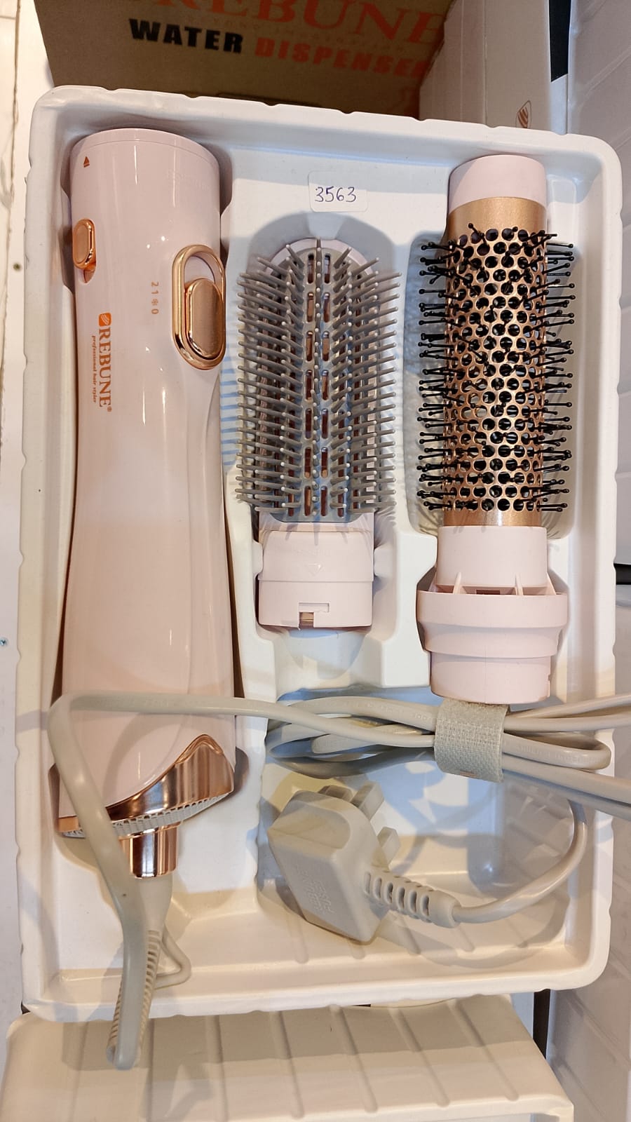 Rebune hair styler with ionic technology