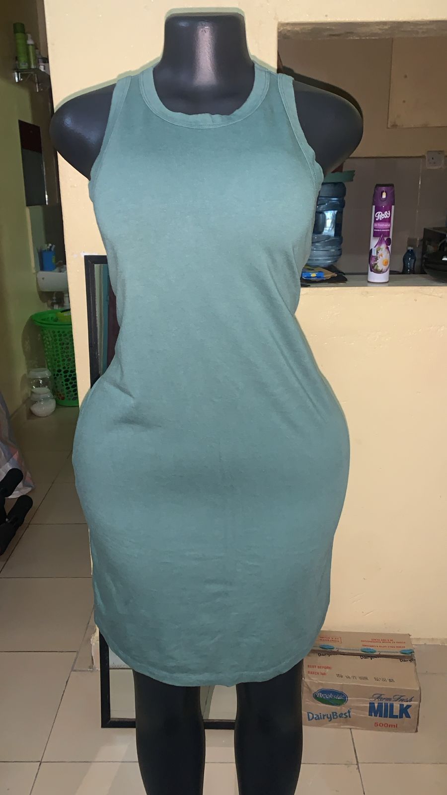 CLEARANCE SALE ON THRIFT DRESSES MULTIPLE SIZES