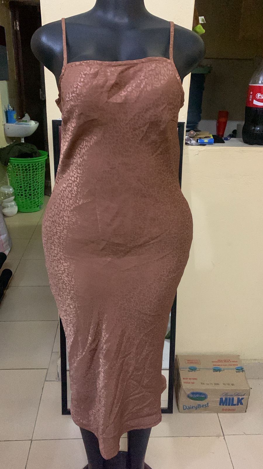 CLEARANCE SALE ON THRIFT DRESSES MULTIPLE SIZES