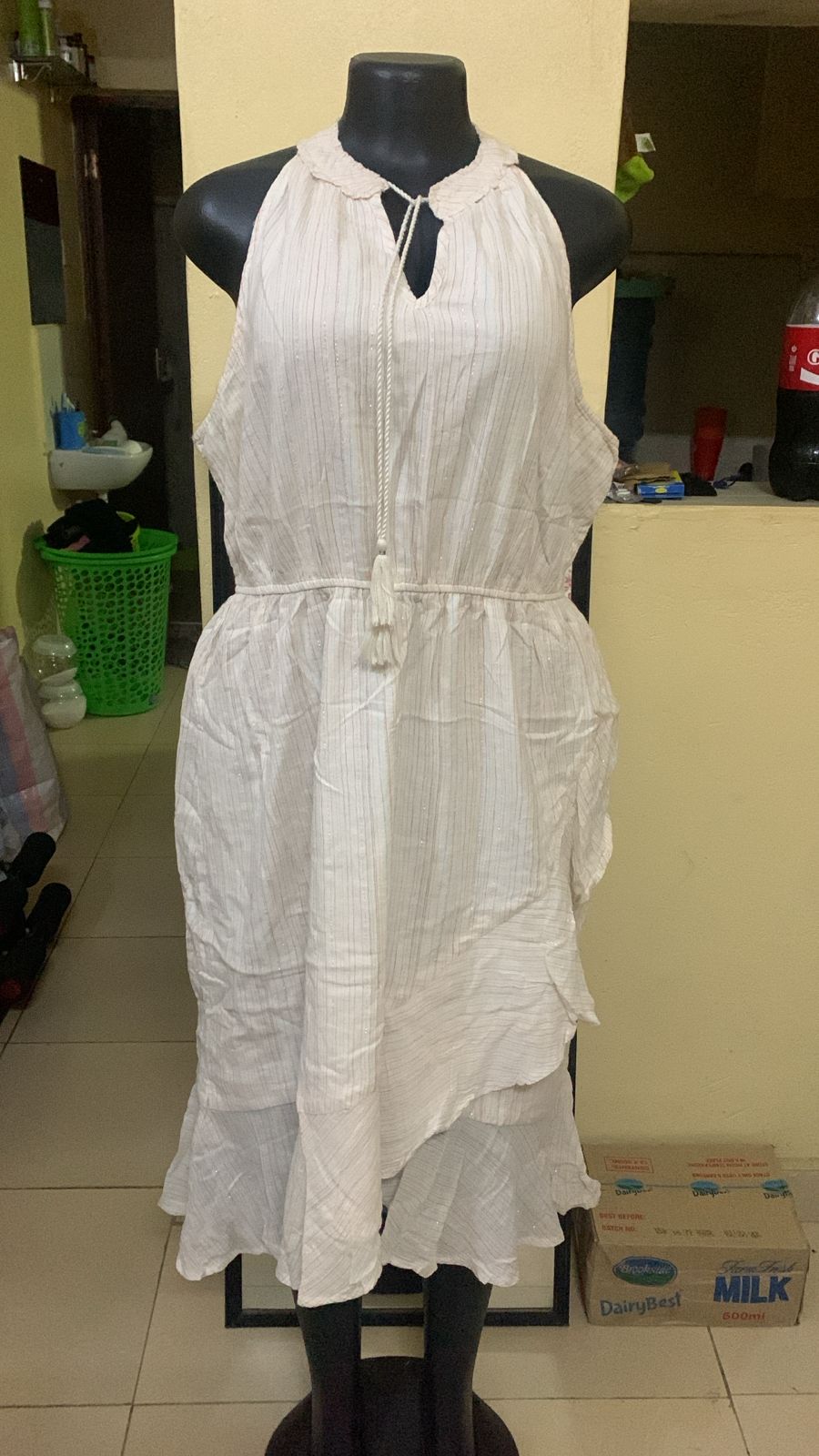 CLEARANCE SALE ON THRIFT DRESSES MULTIPLE SIZES