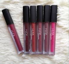 HUDA BEAUTY LIQUID MATTE LIPSTICK