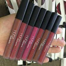 HUDA BEAUTY LIQUID MATTE LIPSTICK