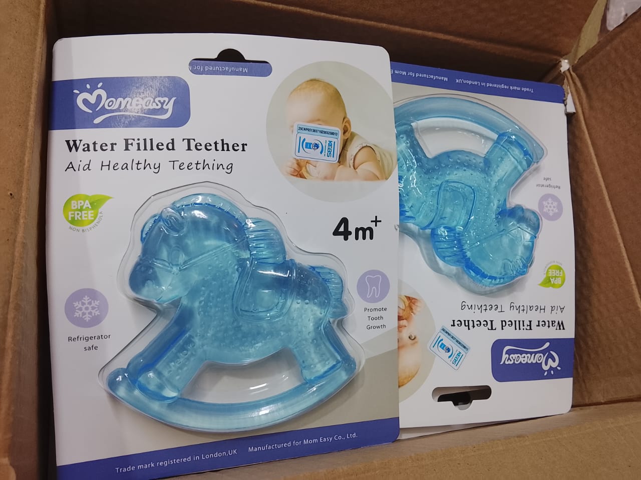 Mom easy Teether Water-Filled BPA-Free Baby Teething Toy, Ages 4 Months+, Easy to use, Portable and Lightweight