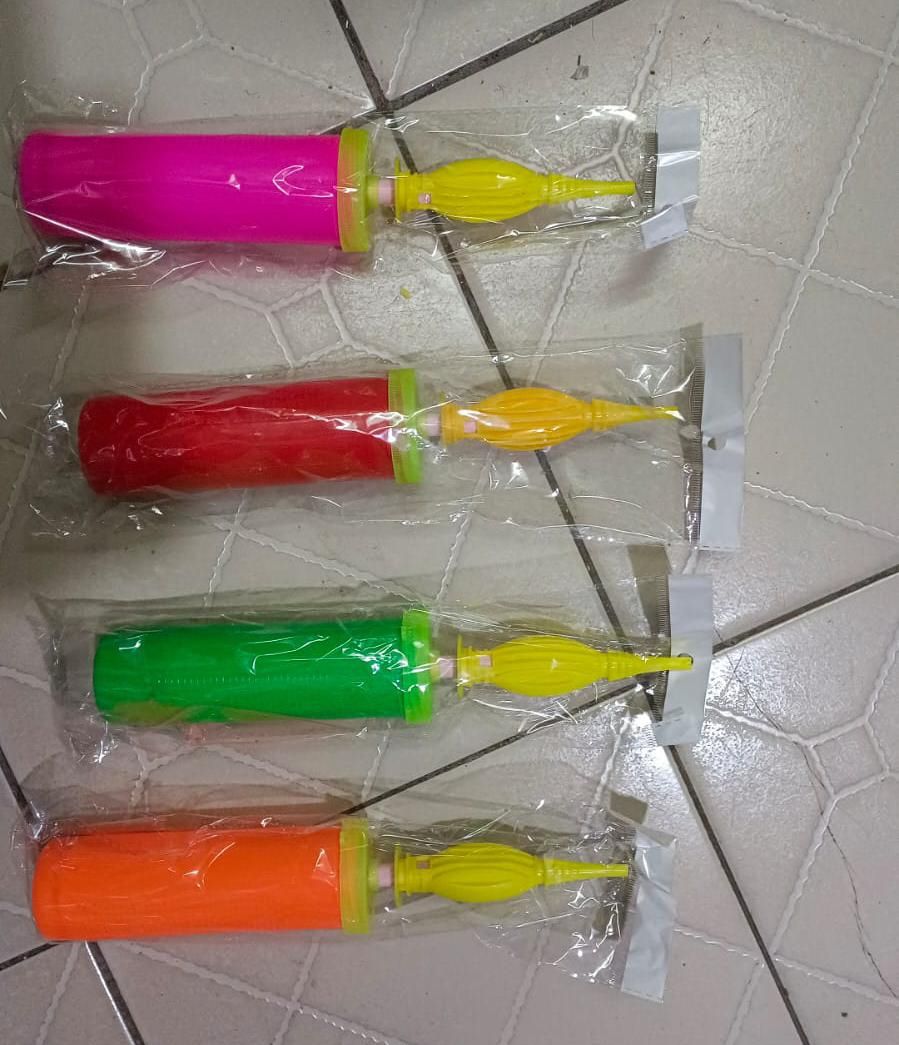 BALLOON PUMP. Quality Manual Operated Air Inflating Baloon /floater Pump, Hand-held pump will inflate party balloons with ease.