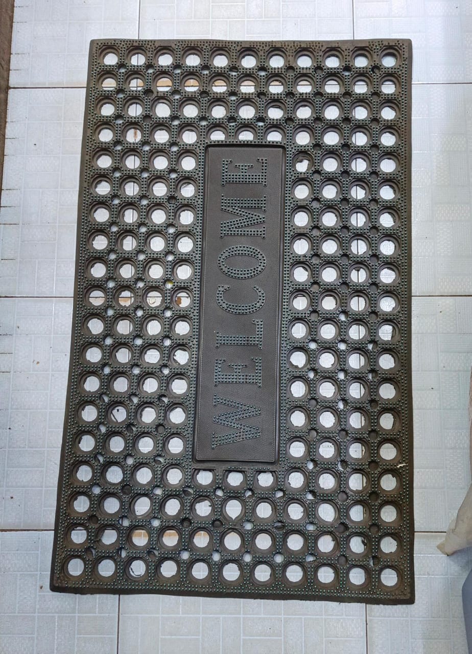 Welcome Rubber Doormat.Its non-slip backing helps prevent it from shifting and sliding underfoot.Easy to clean & stain resistant.