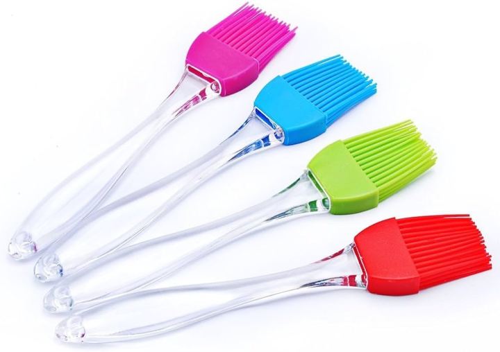 Silicone Heat Resistant Basting Pastry Brush for Baking Cooking BBQ Grill Spread Oil Butter Sauce.Integrated one piece body.
Easy and convenient to use.
Built-in steel to handle, strong and durable.
F