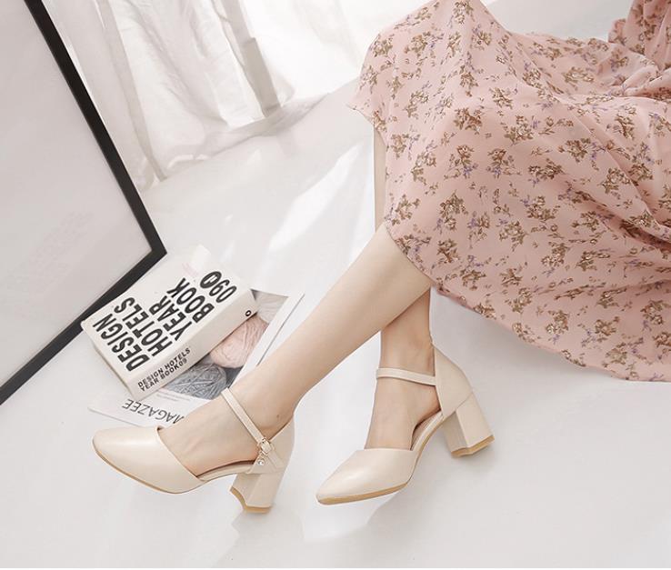 Women's high heels chunky heel square head hollow women's sandals