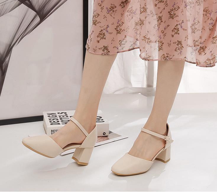 Women's high heels chunky heel square head hollow women's sandals
