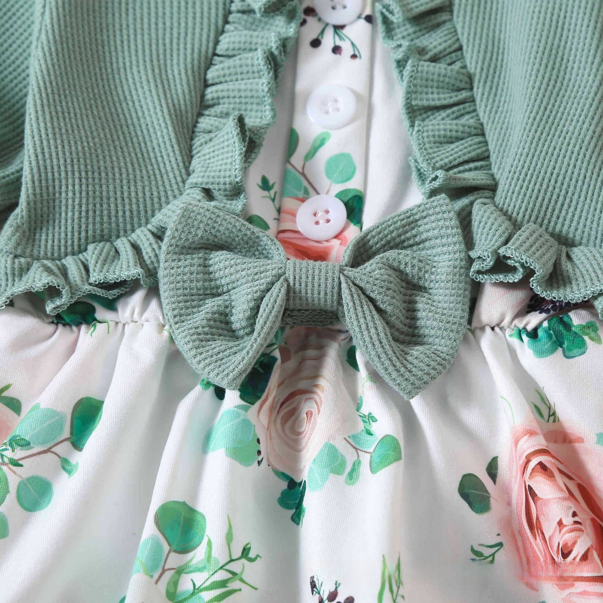 Spring and summer new baby jumpsuit girls knitted short-sleeved splicing printed skirt one-piece triangle crawl suit(Send Hairband)