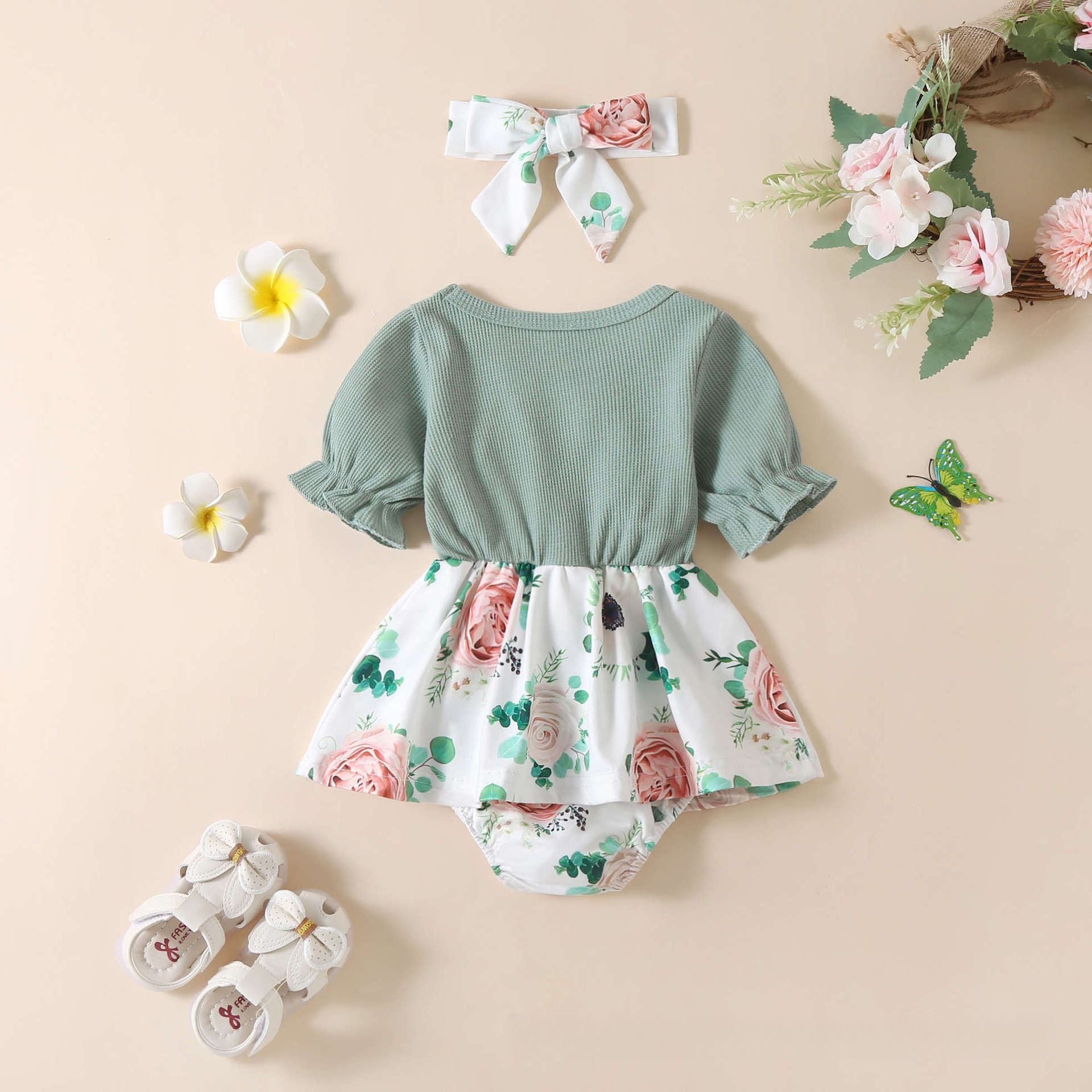 Spring and summer new baby jumpsuit girls knitted short-sleeved splicing printed skirt one-piece triangle crawl suit(Send Hairband)