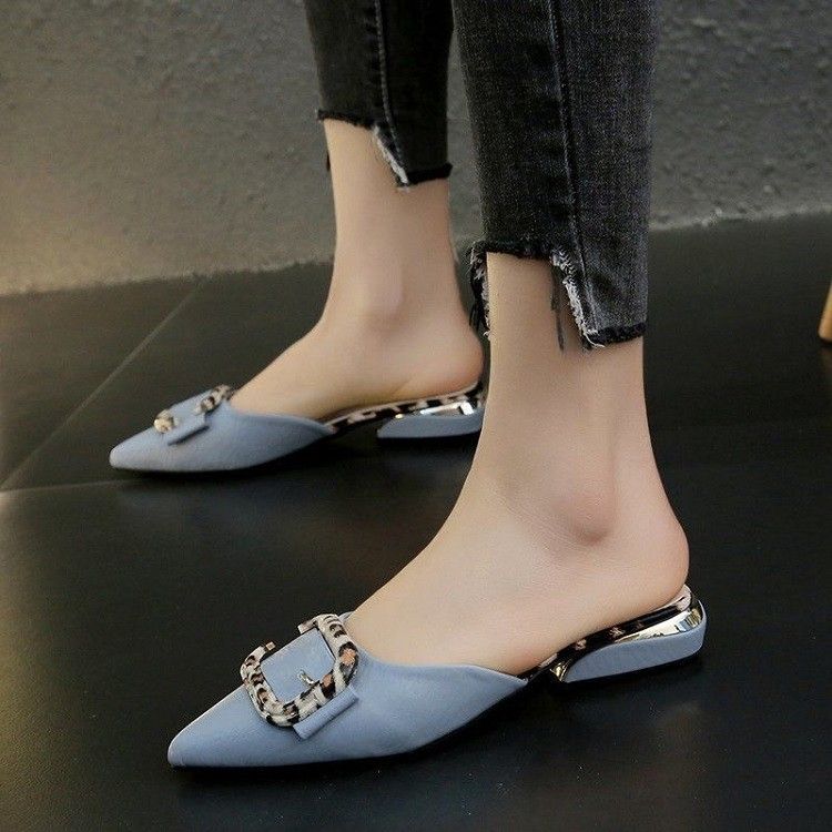 Pointed sandal slippers female external wear 2025 new summer shoes lazy slippers flat bottom small fragrant wind cool slippers